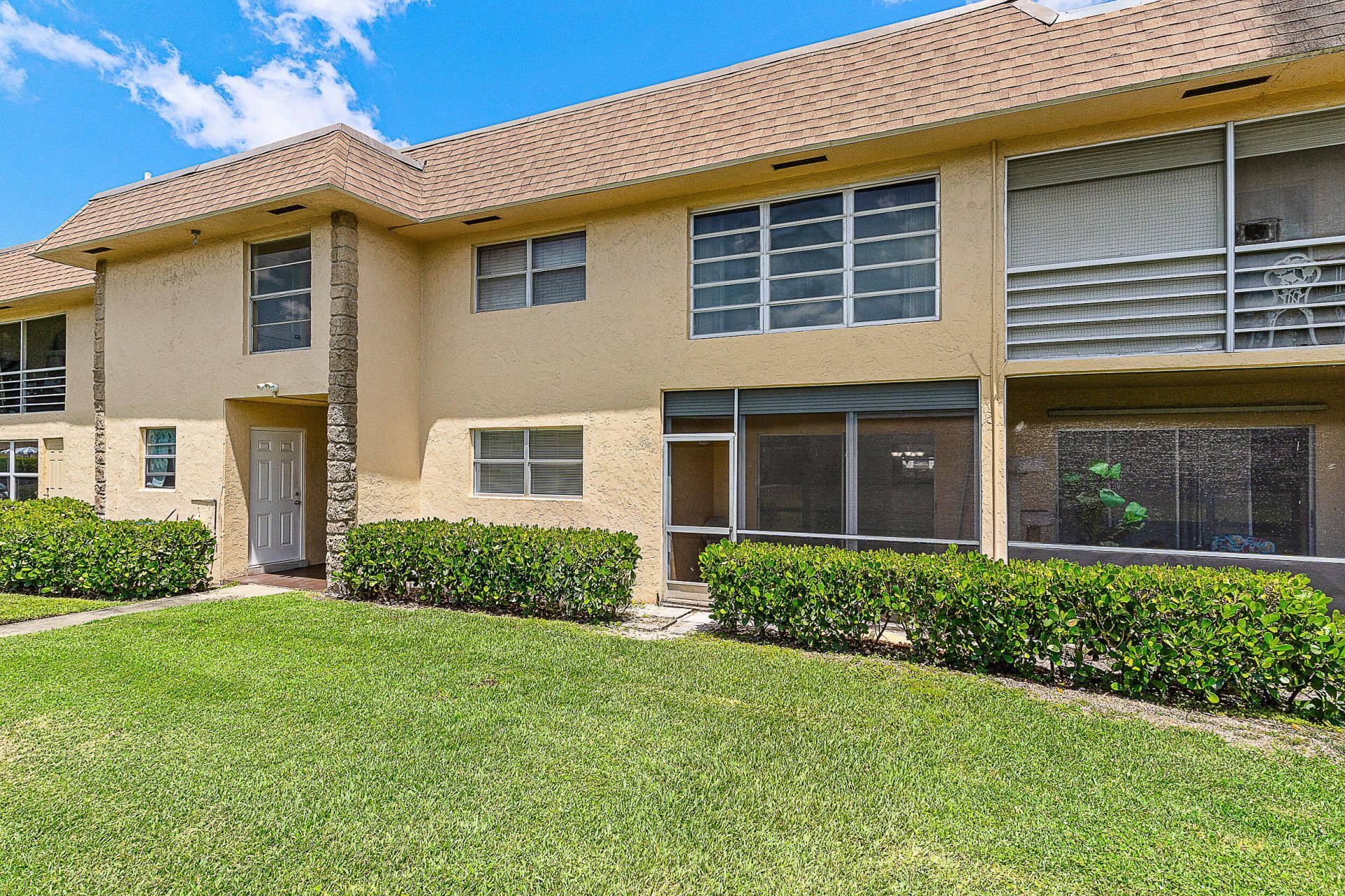 9855 Sandalfoot Boulevard, Unit 305, Boca Raton, FL 33428 Photo