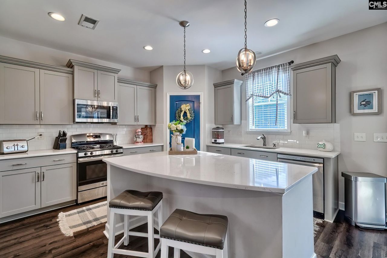 197 Madison Park Drive  Photo 10