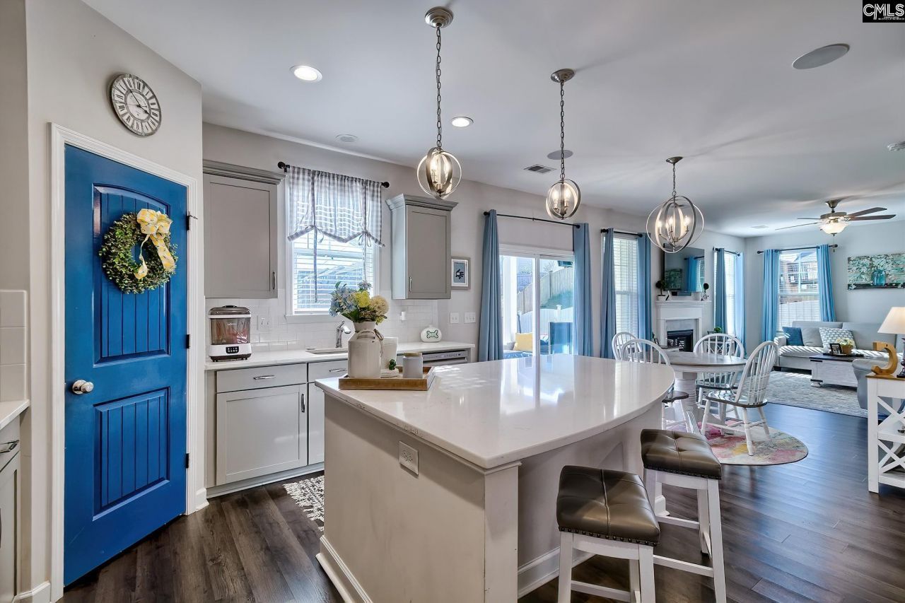 197 Madison Park Drive  Photo 11