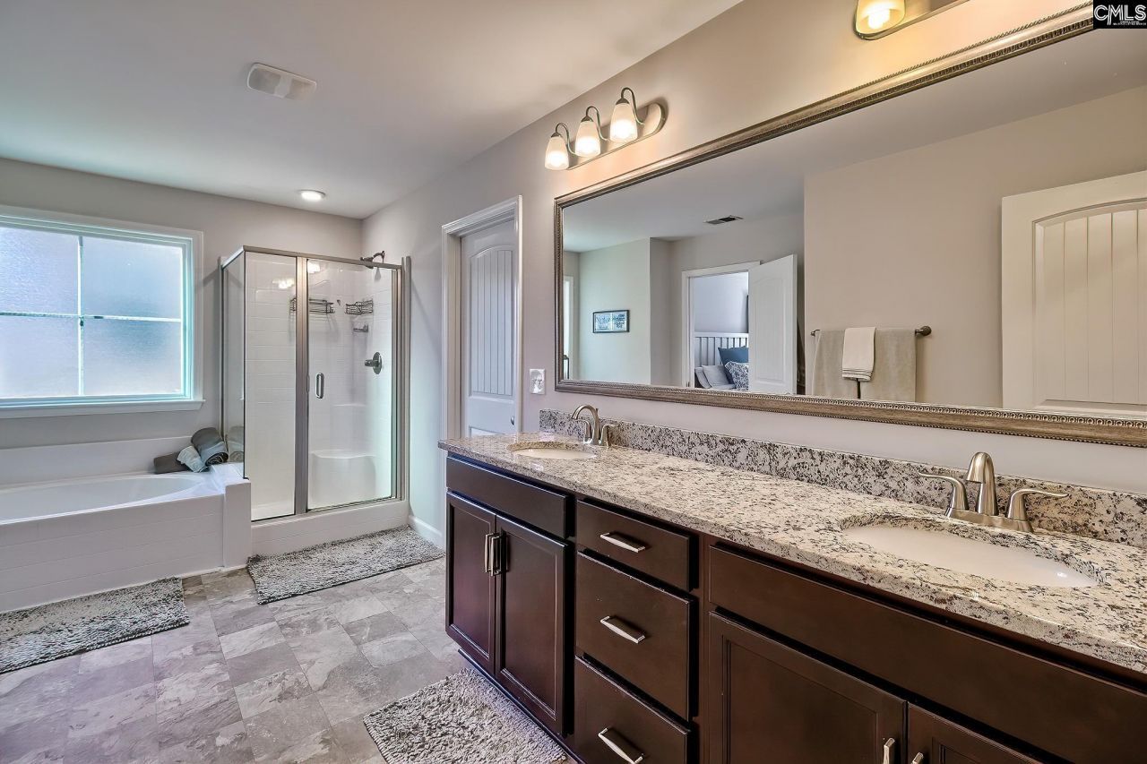 197 Madison Park Drive  Photo 24