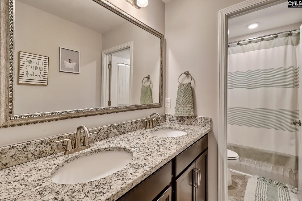 197 Madison Park Drive  Photo 31