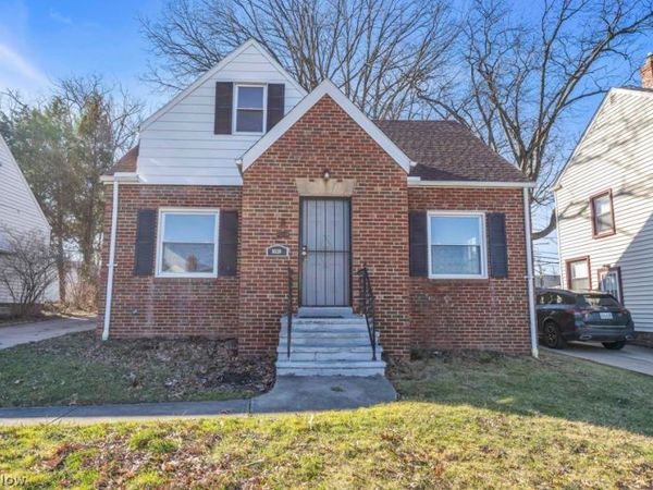 9520 S Highland Avenue , Garfield Heights, OH 44125
