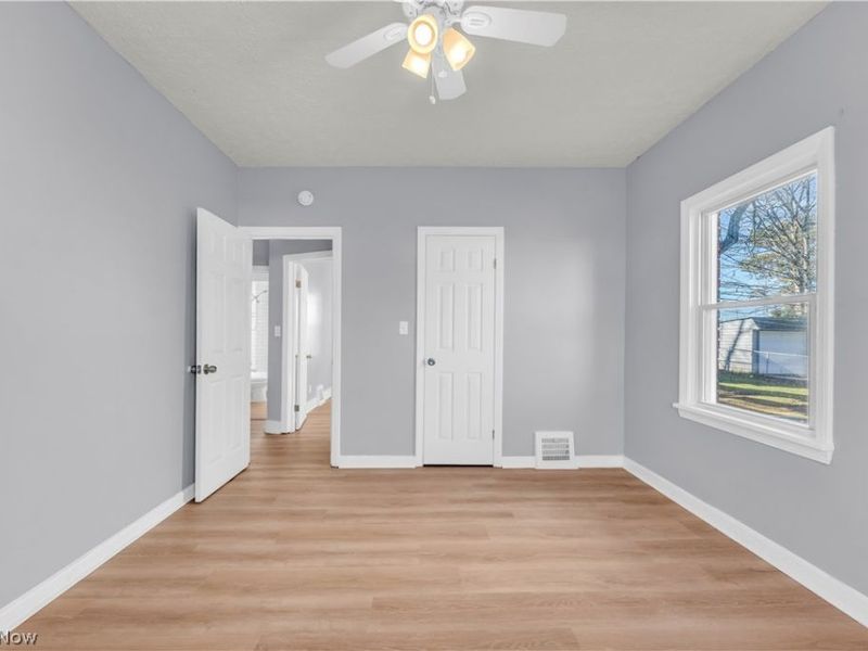 9520 S Highland Avenue, Garfield Heights, OH 44125 Photo 10