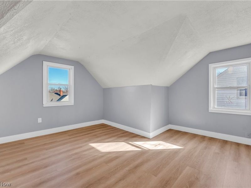 9520 S Highland Avenue, Garfield Heights, OH 44125 Photo 16