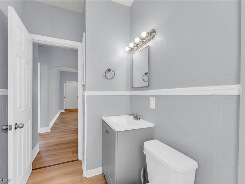 9520 S Highland Avenue, Garfield Heights, OH 44125 Photo 19