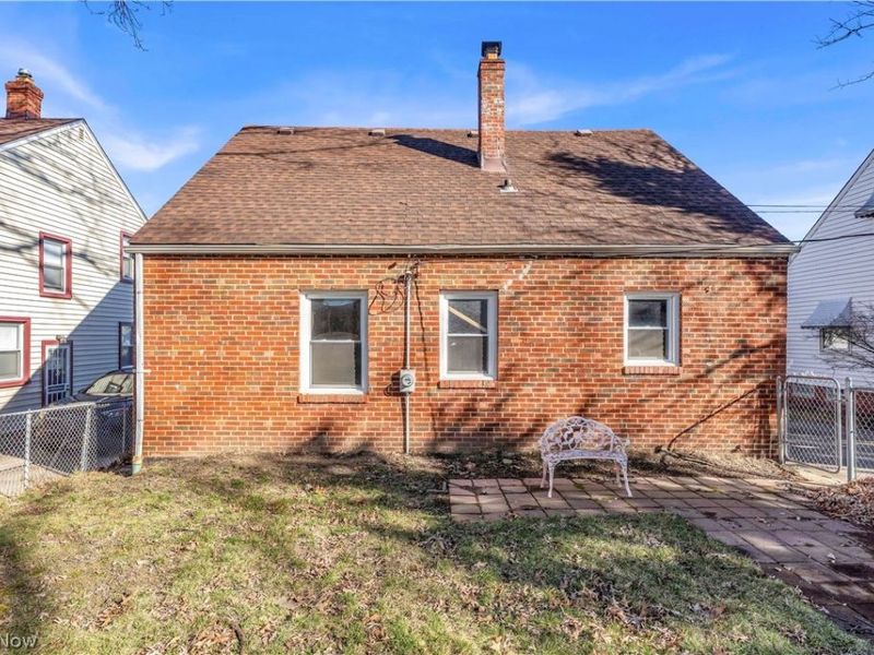 9520 S Highland Avenue, Garfield Heights, OH 44125 Photo 23