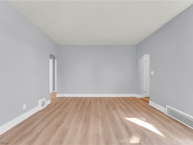 9520 S Highland Avenue, Garfield Heights, OH 44125 Photo 4