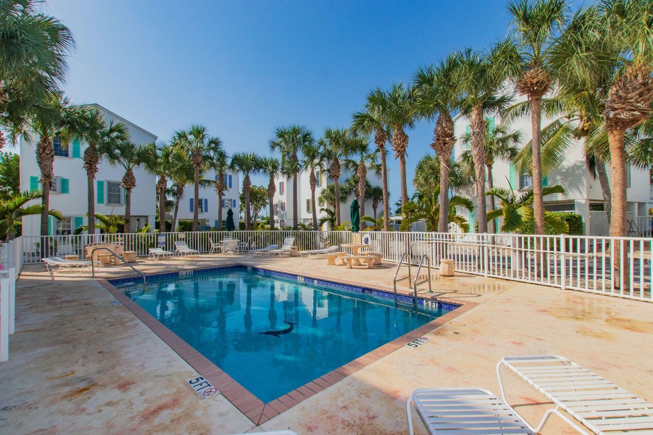 320 24th Street Ocean, Marathon, FL 33050 Photo