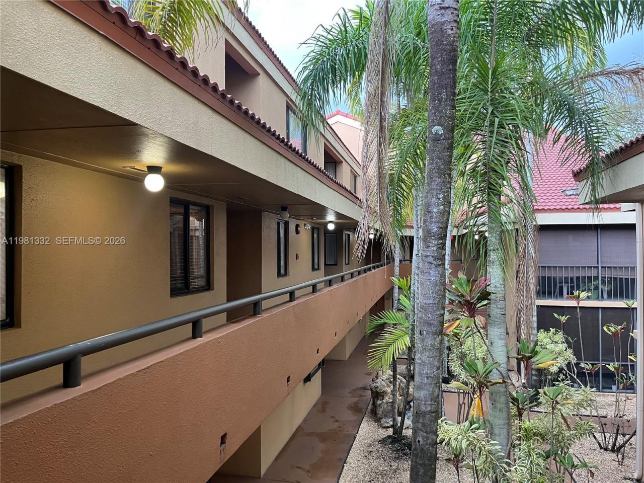 15525 N Miami Lakeway N, Unit 204, Miami Lakes, FL 33014 Photo