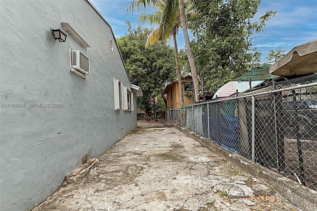 259 NE 56th St , Unit 1, Miami, FL 33137 Photo