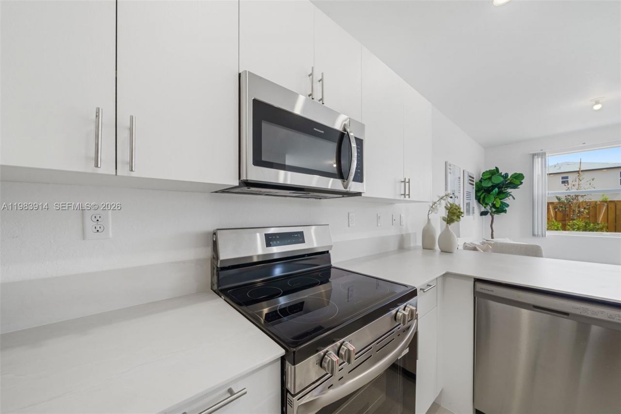 33738 SW 194th Pl, Unit NA, Florida City, FL 33034 Photo