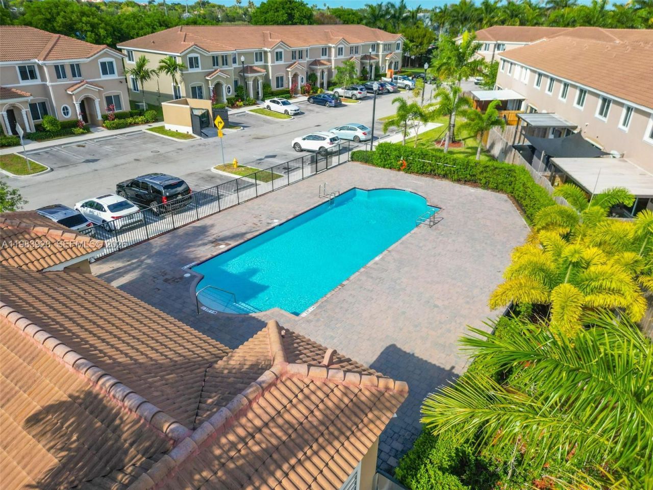 1056 SE 24th Ave, Homestead, FL 33035 Photo