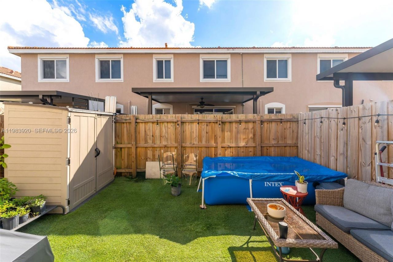 1056 SE 24th Ave, Homestead, FL 33035 Photo