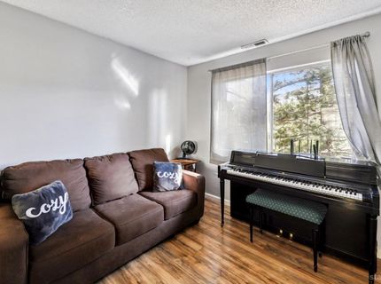 1752 Southern Pines Drive, South Lake Tahoe, CA 96150 Photo