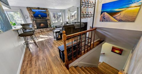 1752 Southern Pines Drive, South Lake Tahoe, CA 96150 Photo