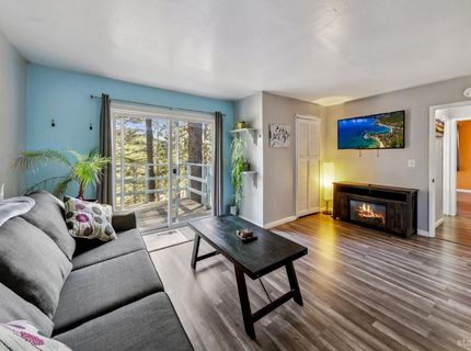 1752 Southern Pines Drive, South Lake Tahoe, CA 96150 Photo