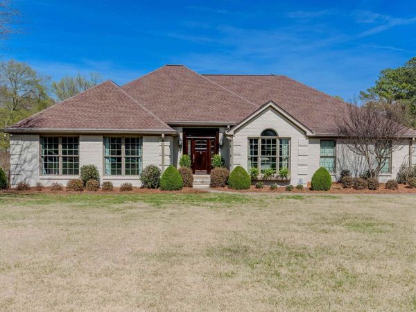 216 Doubletree Ln, Florence, AL