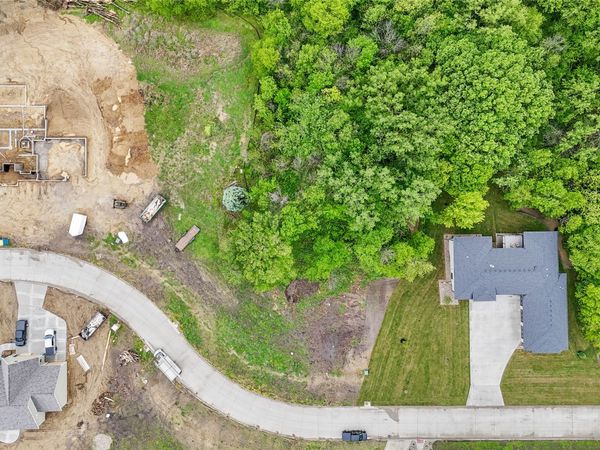 8070 NW 28th Lane, Ankeny, IA 50023