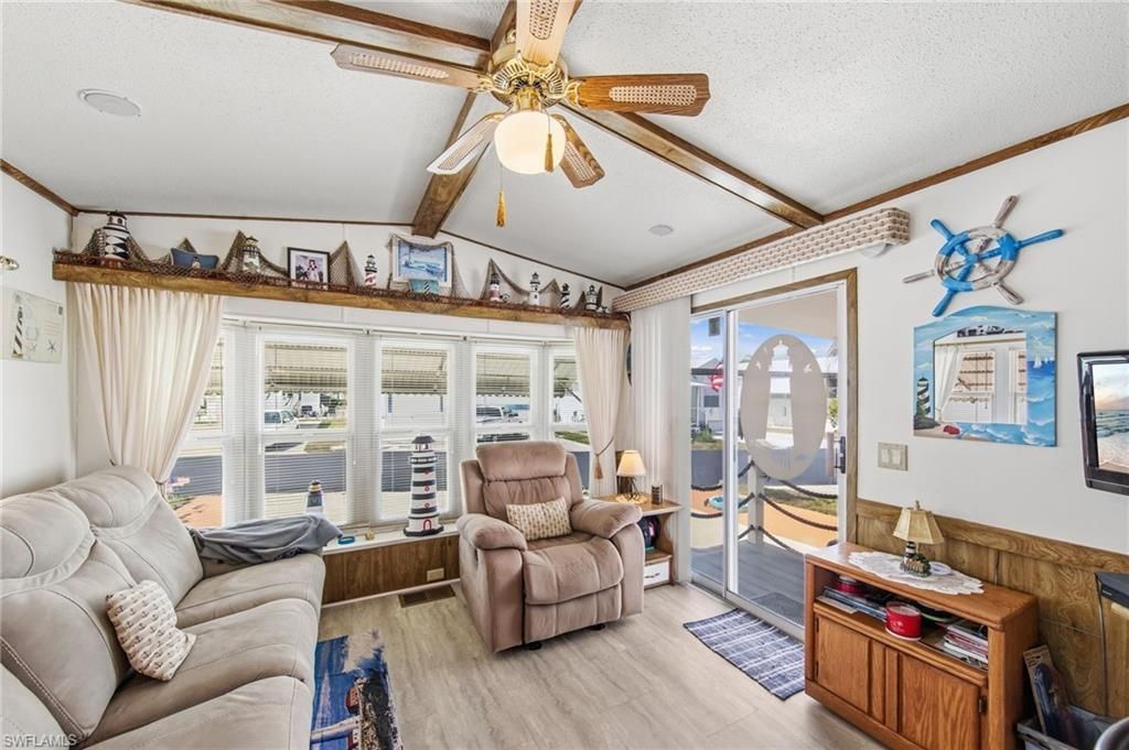 157 Caravan Cir, North Fort Myers, FL 33903 Photo