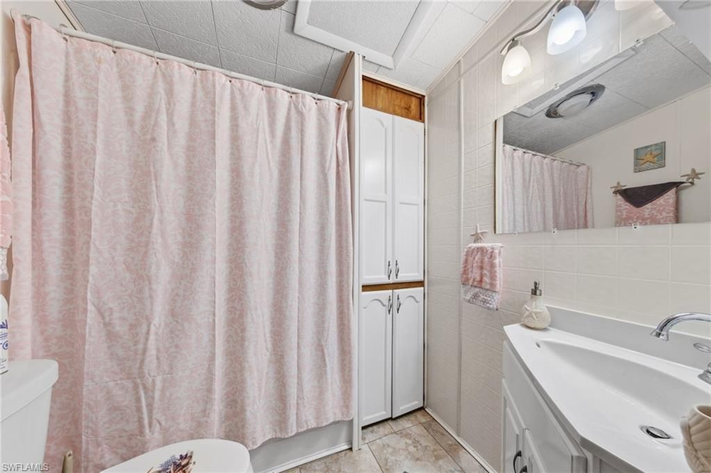 157 Caravan Cir, North Fort Myers, FL 33903 Photo