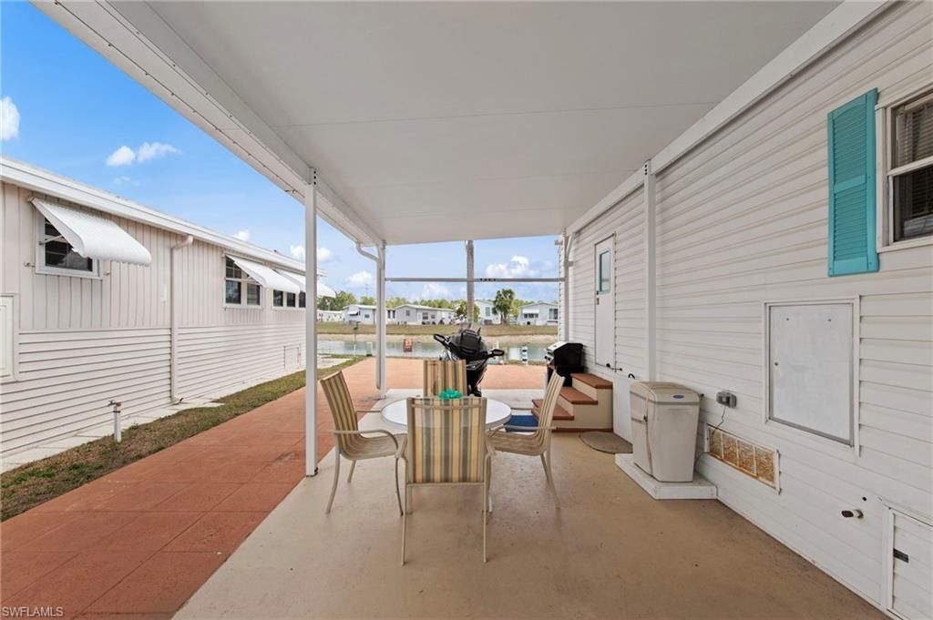 157 Caravan Cir, North Fort Myers, FL 33903 Photo