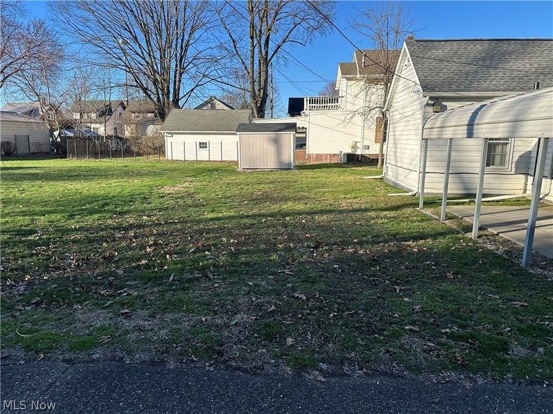 122 5th Street SW, New Philadelphia, OH 44663 Photo 5