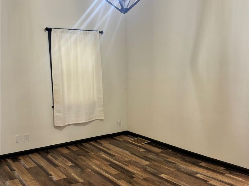 122 5th Street SW, New Philadelphia, OH 44663 Photo 8