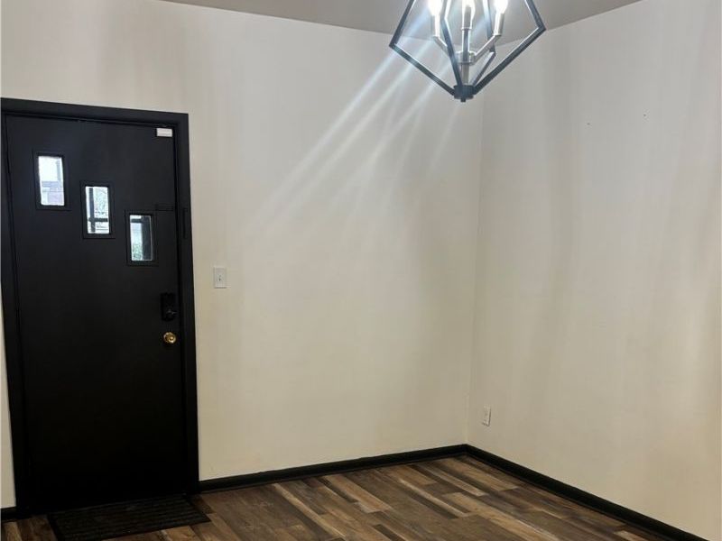 122 5th Street SW, New Philadelphia, OH 44663 Photo 9