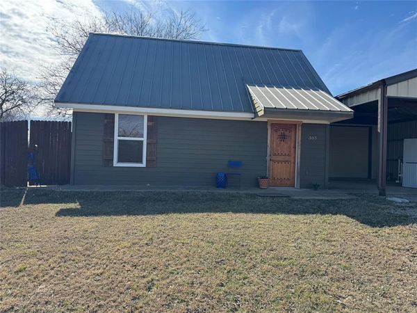 303 Boone Street, Mingus, TX 76463