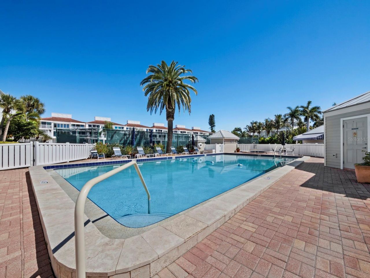 5055 Gulf Of Mexico Drive , Unit 421, Longboat Key, FL 34228 Photo