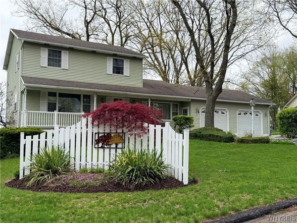 1 Henry Drive, Auburn, NY 13021