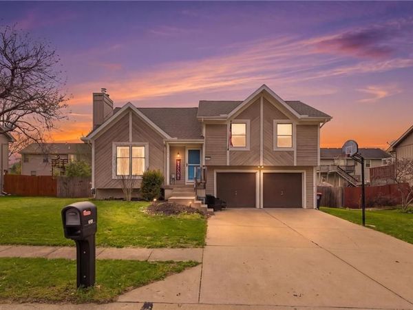 1800 Patricia Drive, Kearney, MO 64060