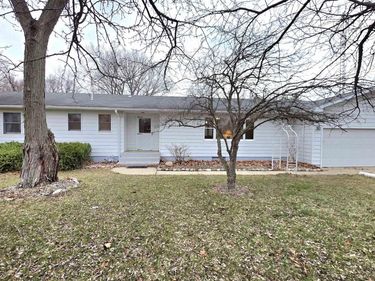 500 E Oak Street, Hamlet, IN 46532