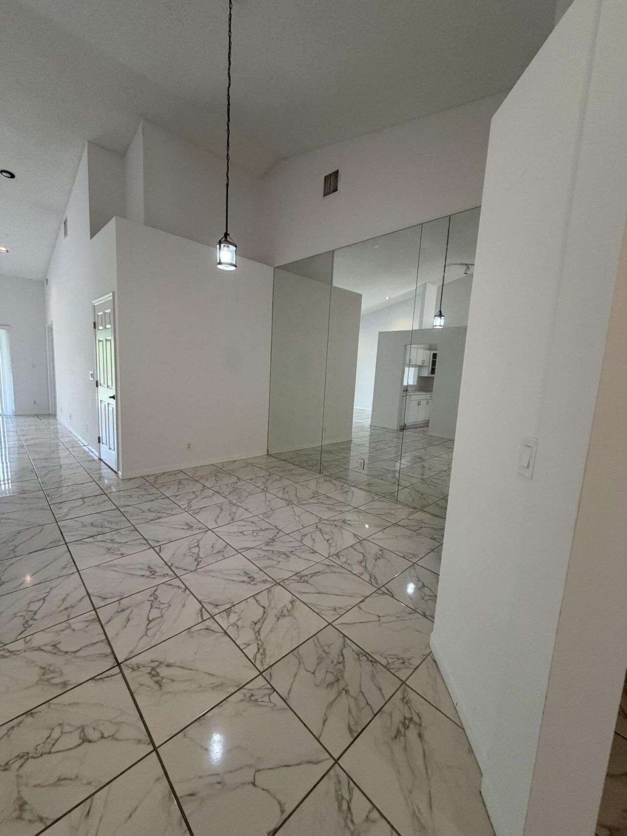21105 Via Solano, Boca Raton, FL 33433 Photo