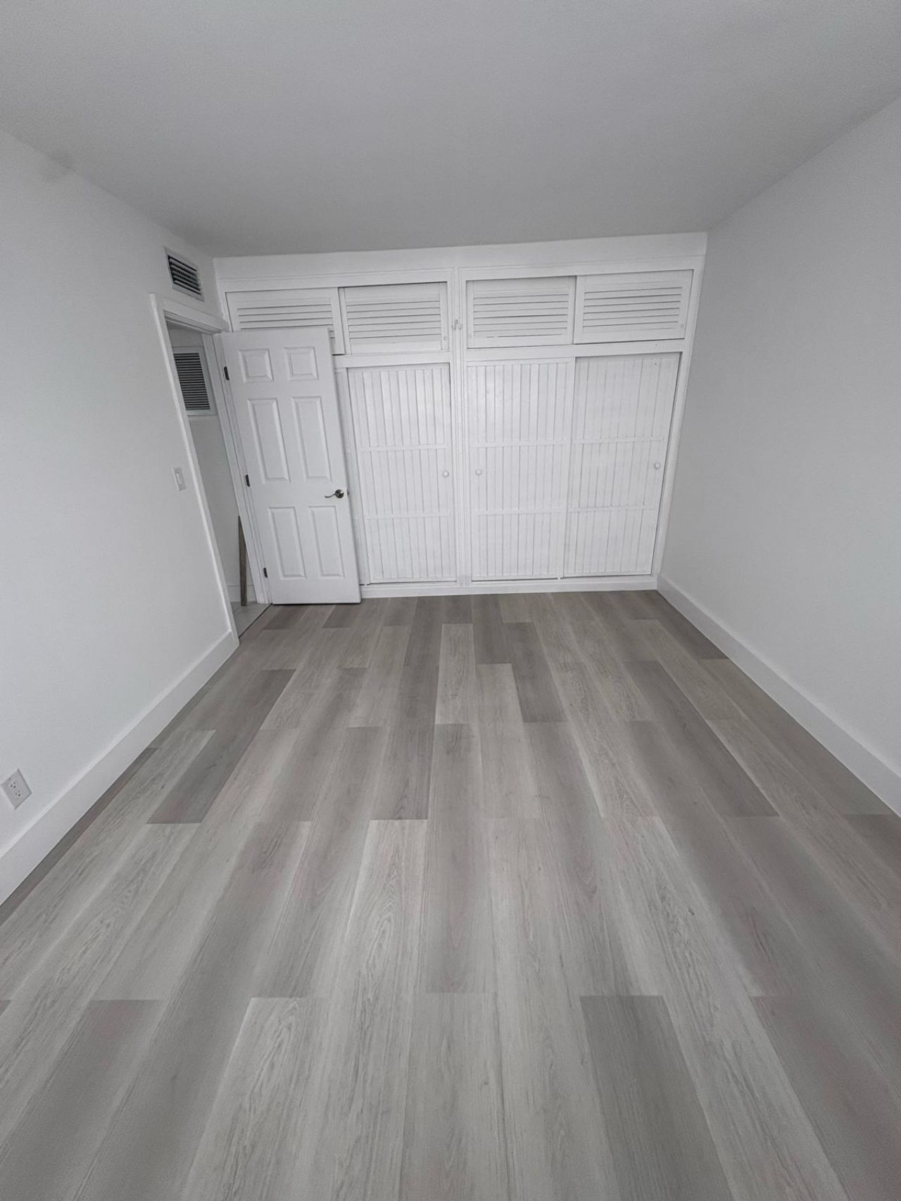 5050 Bayview Drive, Unit 6, Fort Lauderdale, FL 33308 Photo