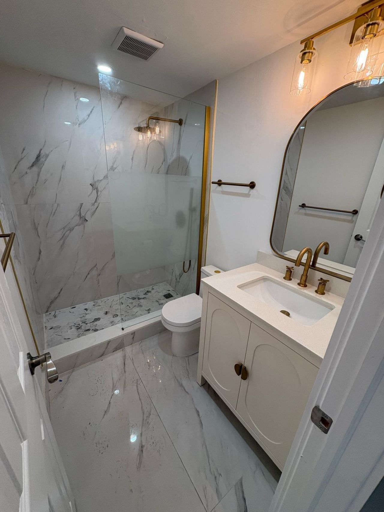 5050 Bayview Drive, Unit 6, Fort Lauderdale, FL 33308 Photo