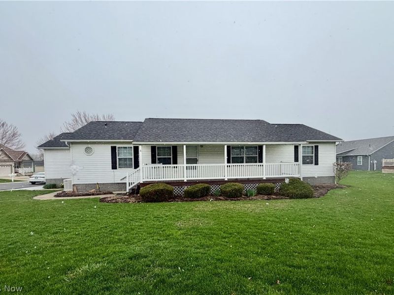 5665 Innkeeper Street SE, Dennison, OH 44621 Photo 1