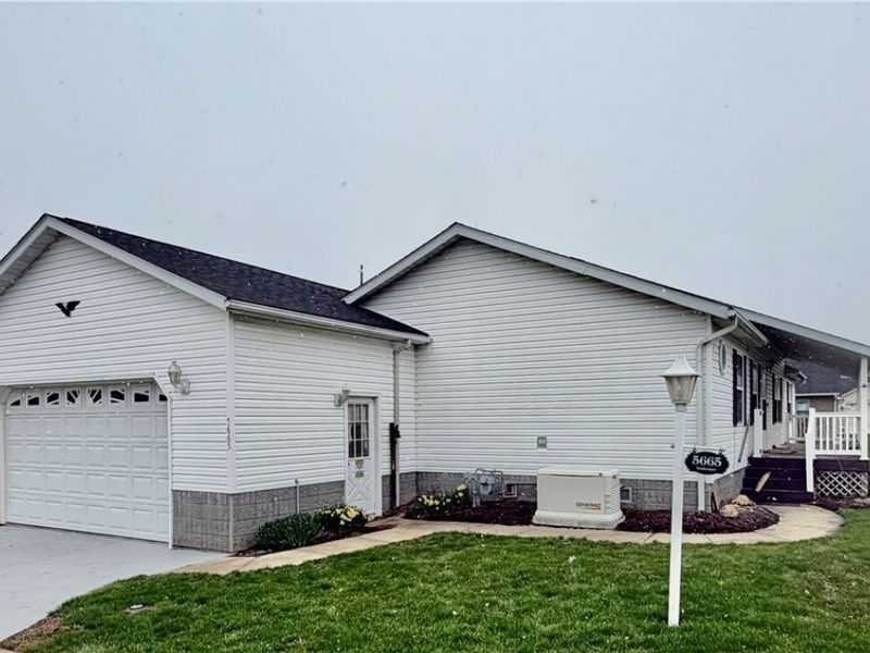 5665 Innkeeper Street SE, Dennison, OH 44621 Photo 3