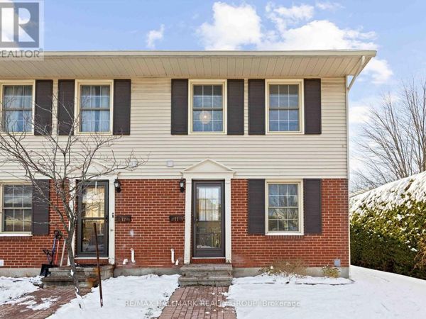 1160 Shillington Avenue, Unit 11, Ottawa, ON K1Z7Z4