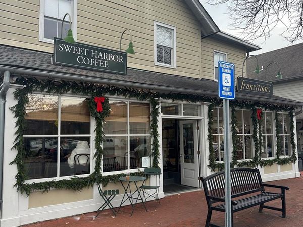 1353 Old Northern Boulevard, Roslyn, NY 11576