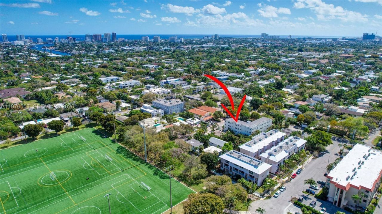 609 NE 13th Ave , Unit 301, Fort Lauderdale, FL 33304 Photo