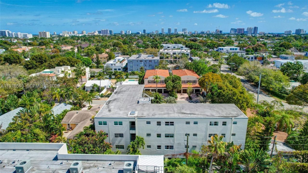 609 NE 13th Ave , Unit 301, Fort Lauderdale, FL 33304 Photo