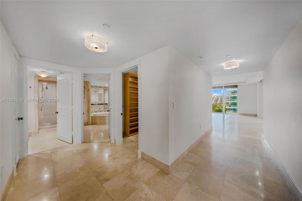 430 Grand Bay Dr , Unit 902, Key Biscayne, FL 33149 Photo