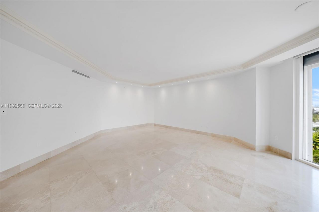 430 Grand Bay Dr , Unit 902, Key Biscayne, FL 33149 Photo