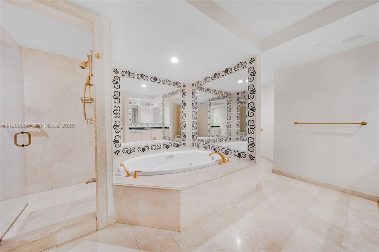 430 Grand Bay Dr , Unit 902, Key Biscayne, FL 33149 Photo