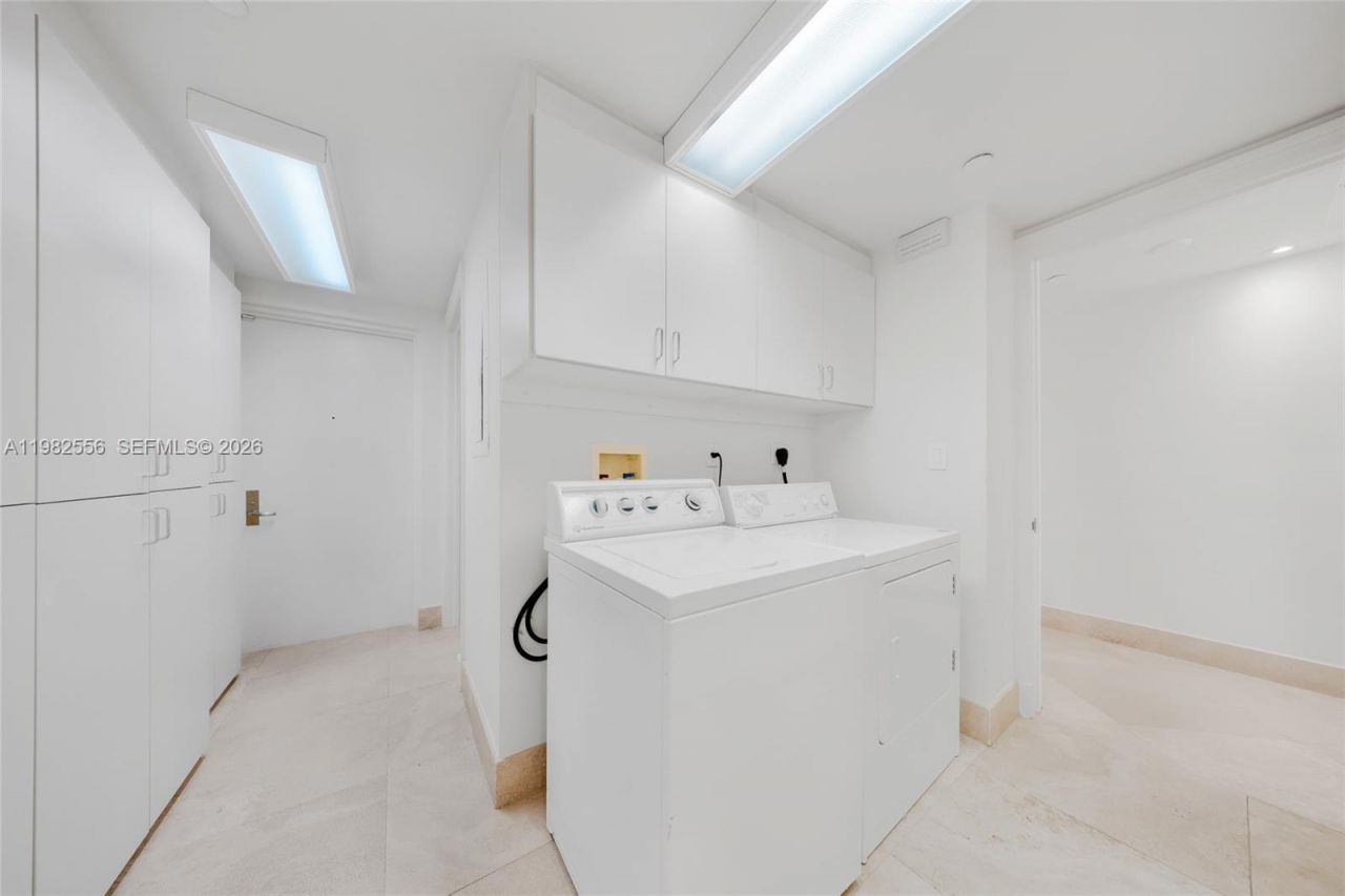 430 Grand Bay Dr , Unit 902, Key Biscayne, FL 33149 Photo