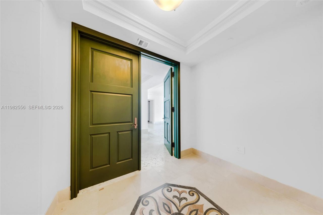 430 Grand Bay Dr , Unit 902, Key Biscayne, FL 33149 Photo