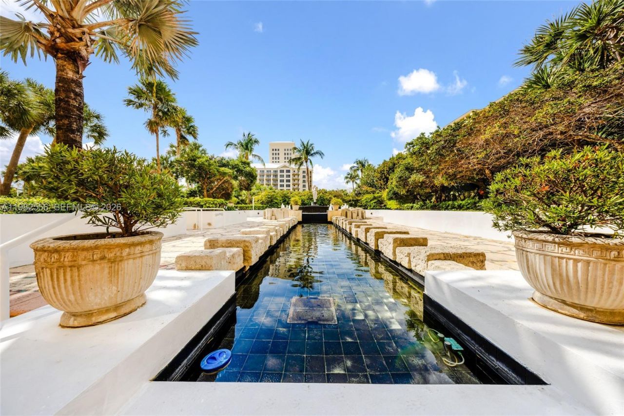 430 Grand Bay Dr , Unit 902, Key Biscayne, FL 33149 Photo