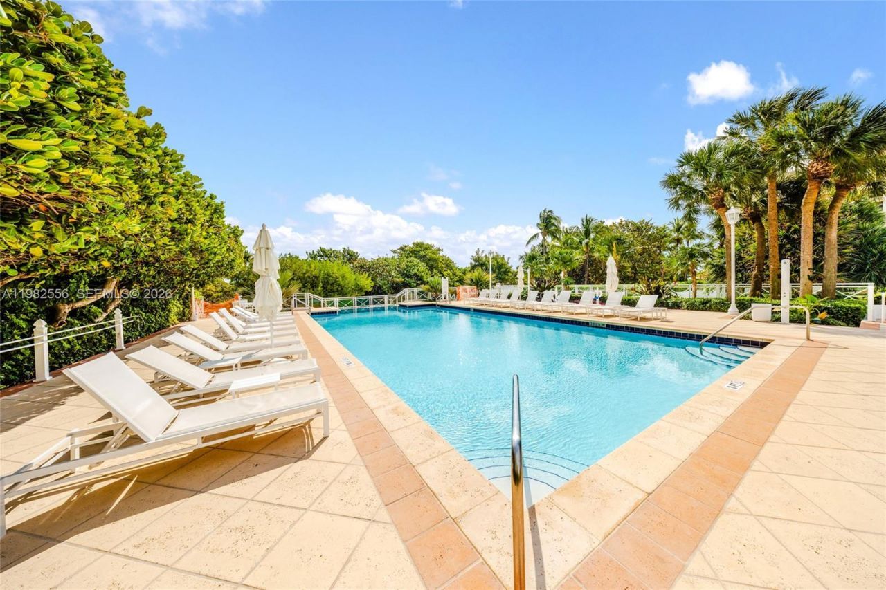 430 Grand Bay Dr , Unit 902, Key Biscayne, FL 33149 Photo