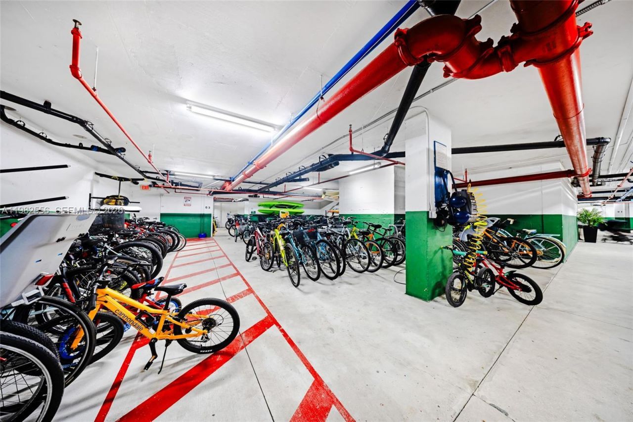 430 Grand Bay Dr , Unit 902, Key Biscayne, FL 33149 Photo